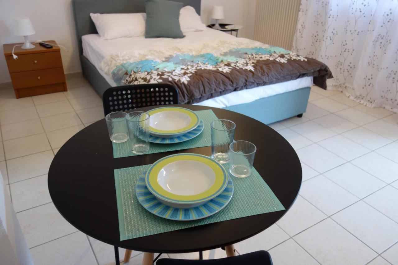 Kiki'S Cosy Apartments Nea Chili Bagian luar foto