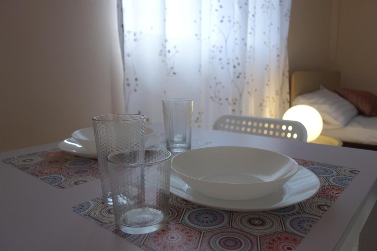 Kiki'S Cosy Apartments Nea Chili Bagian luar foto