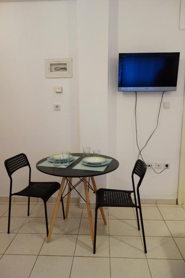 Kiki'S Cosy Apartments Nea Chili Bagian luar foto