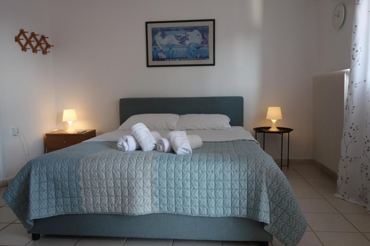 Kiki'S Cosy Apartments Nea Chili Bagian luar foto