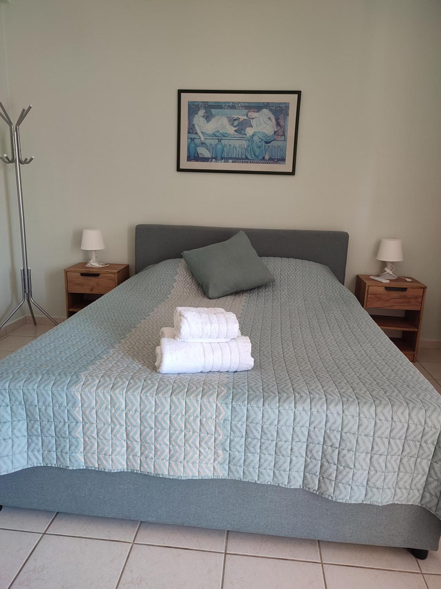 Kiki'S Cosy Apartments Nea Chili Bagian luar foto